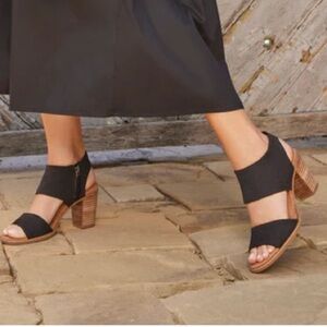 NWT TOMS Majorca Cut Out Block Herl Black Sandals Size 8